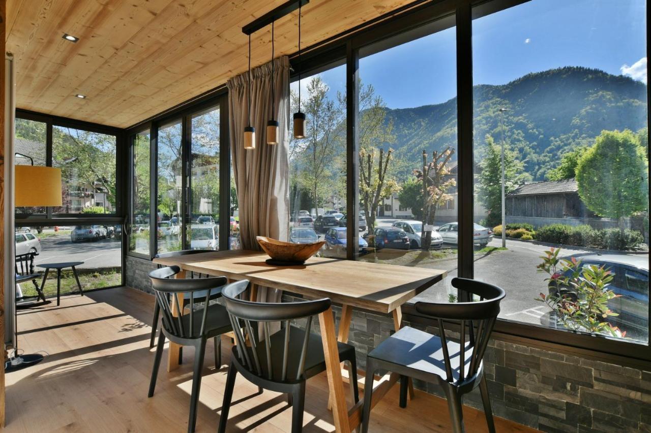 Bel Appartement Centre De Thones Lumineux Et Spacieux Neuf Exteriér fotografie